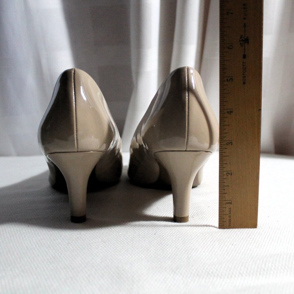 Life Stride Parigi Beige Patent Pumps, 9.5M, EUC - Picture 5 of 7